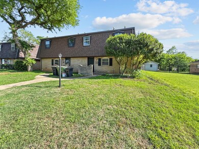 7600 Bridges Ave unit 1, Richland Hills, TX 76118 - photo 2