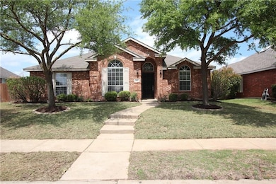 1707 Barton Springs Ct, Allen, TX 75002 - photo 3