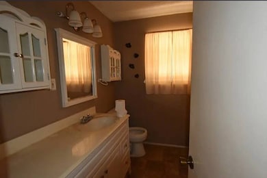 72 SW 45th St, Lawton, OK 73505 - photo 4