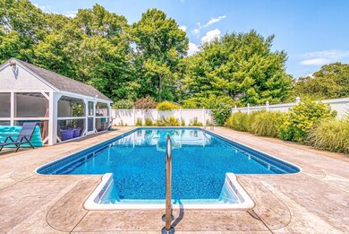 60 Charles Ave, Uxbridge, MA 01569 - photo 2