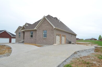 711 Armstrong Ln, Mount Washington, KY 40047 - photo 2