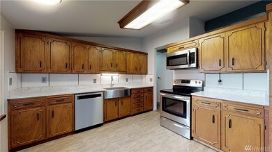 23456 28th Ave S, Des Moines, WA 98198 - photo 7