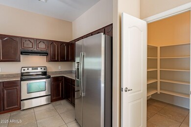 Walk in Pantry