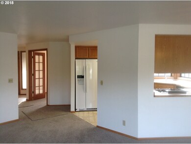 2707 Dayna Ln, Eugene, OR 97408 - photo 6