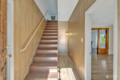 829 Crossing St, Raymond, WA 98577 - photo 4