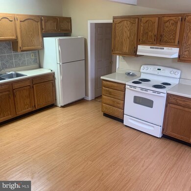 139 Stauffer Rd, Bechtelsville, PA 19505 - photo 4