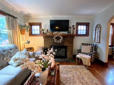 322 S Jenison Ave, Lansing, MI 48915 - photo 7