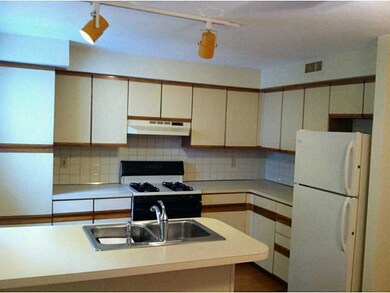 319 Academy Ave unit 1, Providence, RI 02908 - photo 5