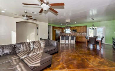 18712 W Rustler Rd Buckeye AZ-large-004-
