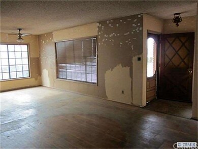 Door entry with Living Room /Dining Room