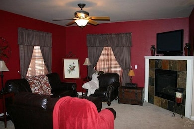 1050 NW 15th St, Redmond, OR 97756 - photo 4