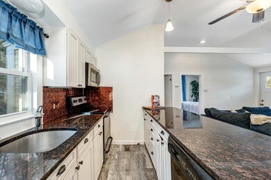 153 Lakeshore Dr, Middleton, NH 03887 - photo 5