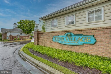 2607 Chapel Lake Dr unit 210, Gambrills, MD 21054 - photo 2