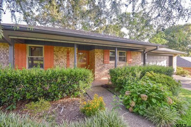 802 W Rieck Rd, Tyler, TX 75703 - photo 2