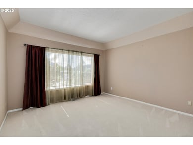 2825 SW Redfern Place, Gresham, OR 97080 - photo 4