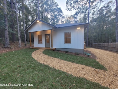 325 Ridgeway Dr, Eclectic, AL 36024 - photo 2