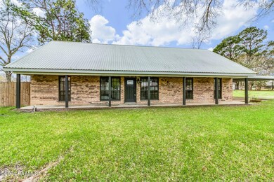 191 Eckart Dr, New Iberia, LA 70560 - photo 2