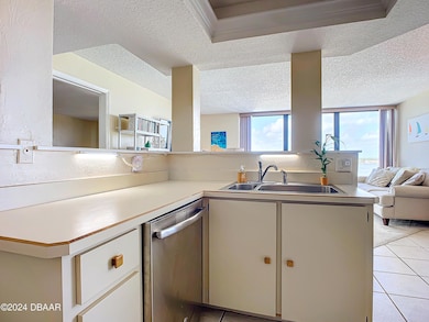 1 Oceans West Boulevard #10A1-9