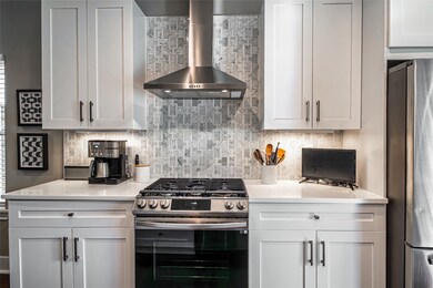 7214 Kenwell St, Dallas, TX 75209 - photo 6