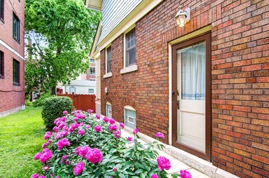 858 Park St, Columbus, OH 43215 - photo 5