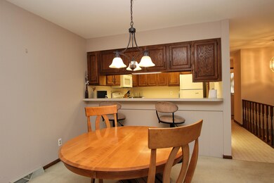 2056 Ter van Dr NE unit 90, Grand Rapids, MI 49505 - photo 7