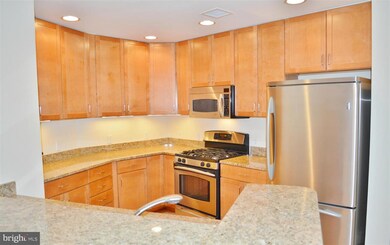 717 President St unit 201, Baltimore, MD 21202 - photo 5