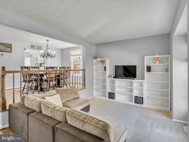 10557 Glen Hannah Dr, Laurel, MD 20723 - photo 5