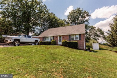 101 Hillside Dr, Brownstown, PA 17508 - photo 4