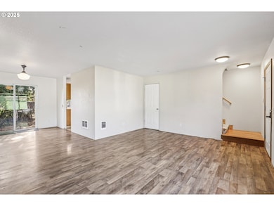 52866 NE 2nd St, Scappoose, OR 97056 - photo 6