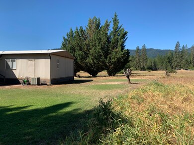 1661 Pine Grove Rd, Rogue River, OR 97537 - photo 7