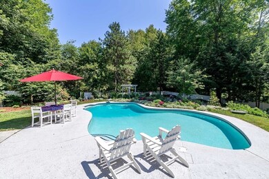 7 Parker River Dr, Byfield, MA 01922 - photo 4