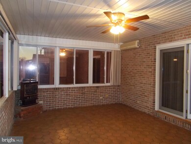 1715 Mount Aetna Rd, Hagerstown, MD 21742 - photo 7