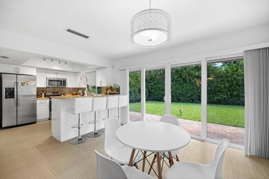 811 Capri St, Coral Gables, FL 33134 - photo 2