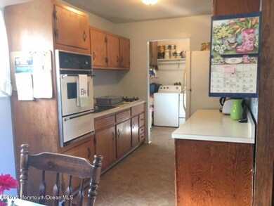 17 Arlene Ct, Toms River, NJ 08755 - photo 4