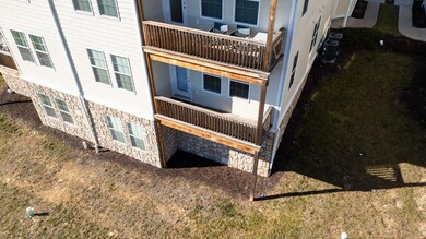 57 Windgate Cir unit 103, Fishersville, VA 22939 - photo 4