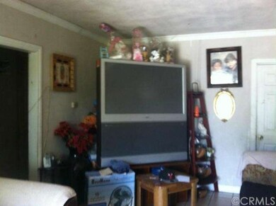 2129 E Oris St, Compton, CA 90222 - photo 2