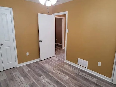 2344 Warren St, Memphis, TN 38106 - photo 7