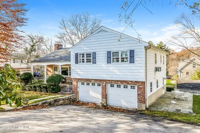 005-photo-front-view-8754900