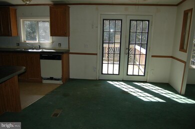 8818 Lazy Acres Ln, Spotsylvania, VA 22551 - photo 5