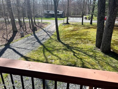 96 Woodledge Hills Dr, Hawley, PA 18428 - photo 5