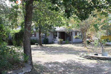 2238 TRAVIS RD