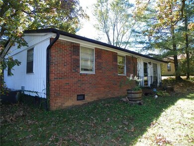 91 Wyatt St, Asheville, NC 28803 - photo 2