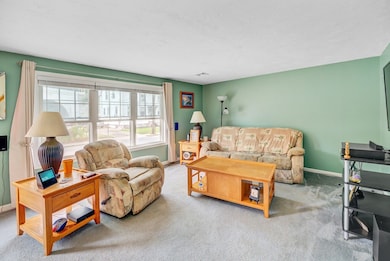 4 Farnum St unit B, Blackstone, MA 01504 - photo 6