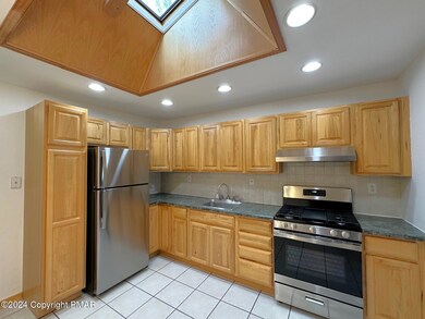 204 W George St, Milford, PA 18337 - photo 4