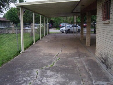 153 Colorado St, Donna, TX 78537 - photo 4