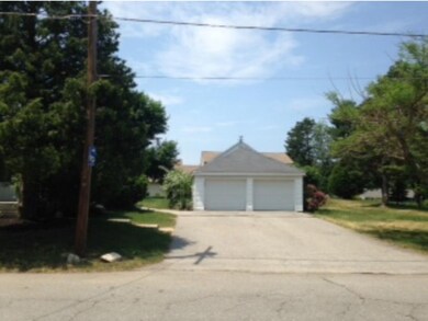 2 Charlotte (First Floor), Nashua, NH 03064 - photo 2