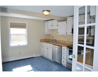 52 Rowland St unit 2, Marblehead, MA 01945 - photo 2