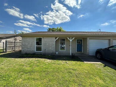6305 Dorchester Trail, North Richland Hills, TX 76182 - photo 2