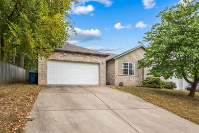 315 Pinehill Ct, Nixa, MO 65714 - photo 3