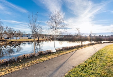 66 Landing Ln unit 313, Laconia, NH 03246 - photo 2